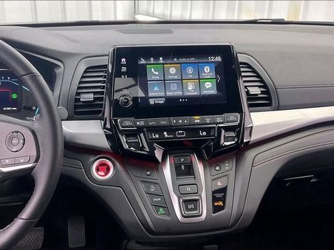 Certified 2024 Honda Odyssey Sport image 6