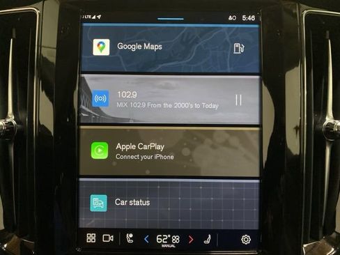 Used 2025 Volvo XC60 B5 Core image 43