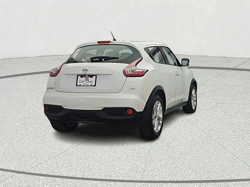 Used 2015 Nissan Juke S image 6