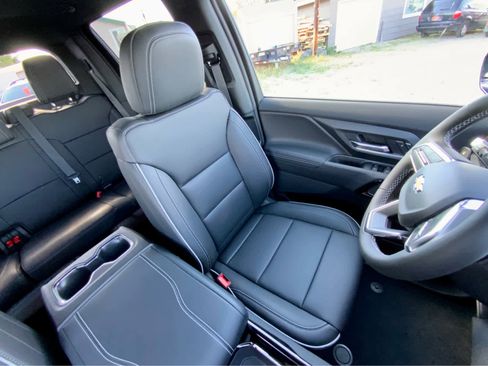 New 2026 Chevrolet Silverado EV LT image 31