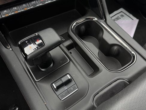 Used 2023 GMC Sierra 1500 AT4 w/ AT4 Preferred Package image 23