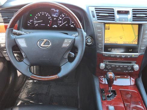 Used 2011 Lexus LS 460 L image 34