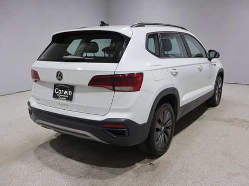 Used 2022 Volkswagen Taos S FWD image 2