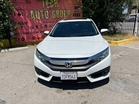Used 2016 Honda Civic EX-L image 2