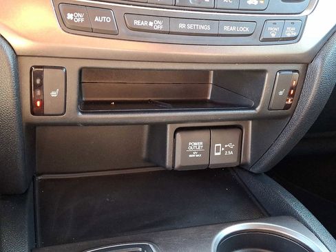 Used 2022 Honda Pilot Sport image 20