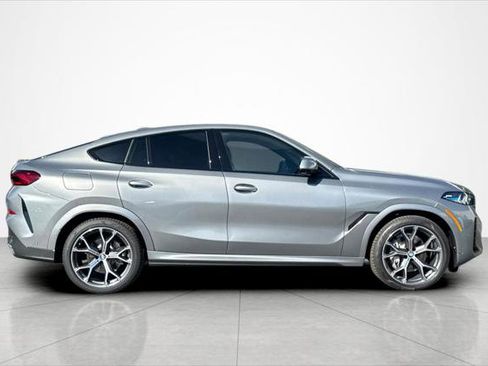 New 2026 BMW X6 xDrive40i w/ Premium Package image 6