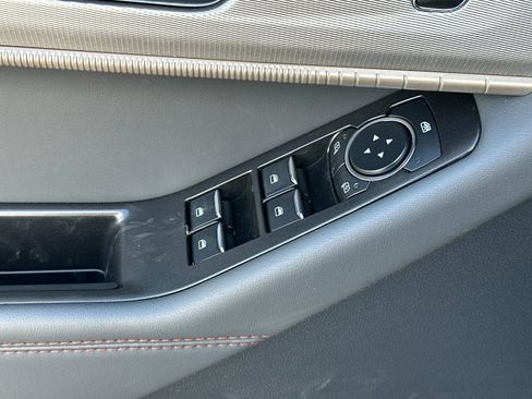 New 2026 Ford Explorer Active w/ Active Comfort Package image 12