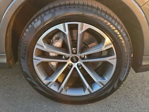 New 2026 Audi Q7 2.0T Premium image 9