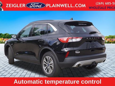 Used 2022 Ford Escape SEL w/ Equipment Group 302A image 3