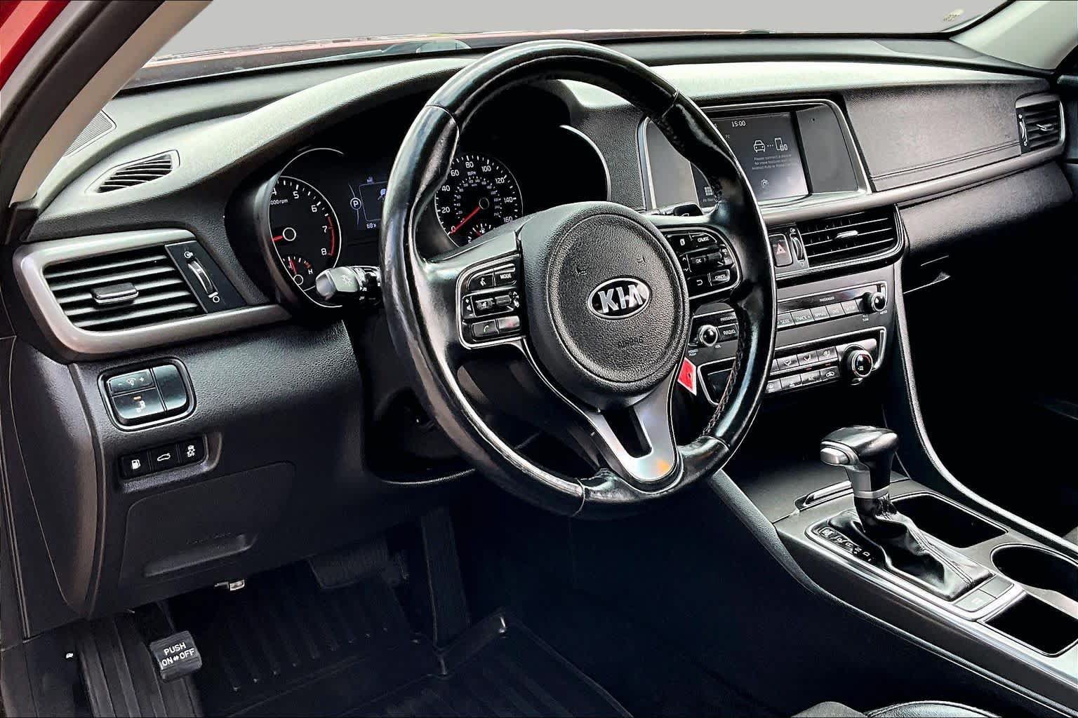 Used 2018 Kia Optima S FWD image 17