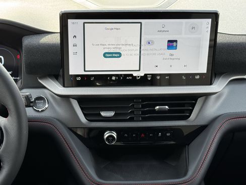 New 2026 Ford Explorer ST-Line w/ ST-Line Street Pack image 16