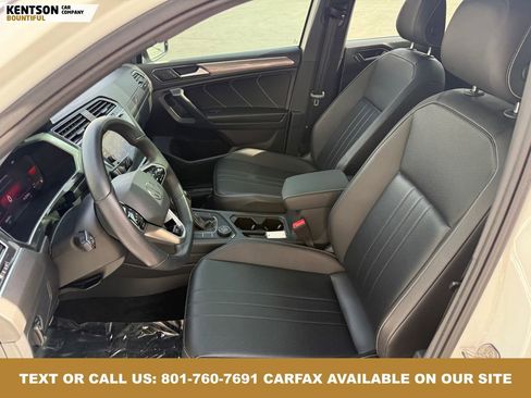 Used 2022 Volkswagen Tiguan SE R-Line image 32