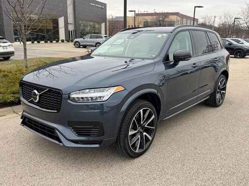 Used 2023 Volvo XC90 T8 Plus w/ Protection Package AWD/4WD image 1