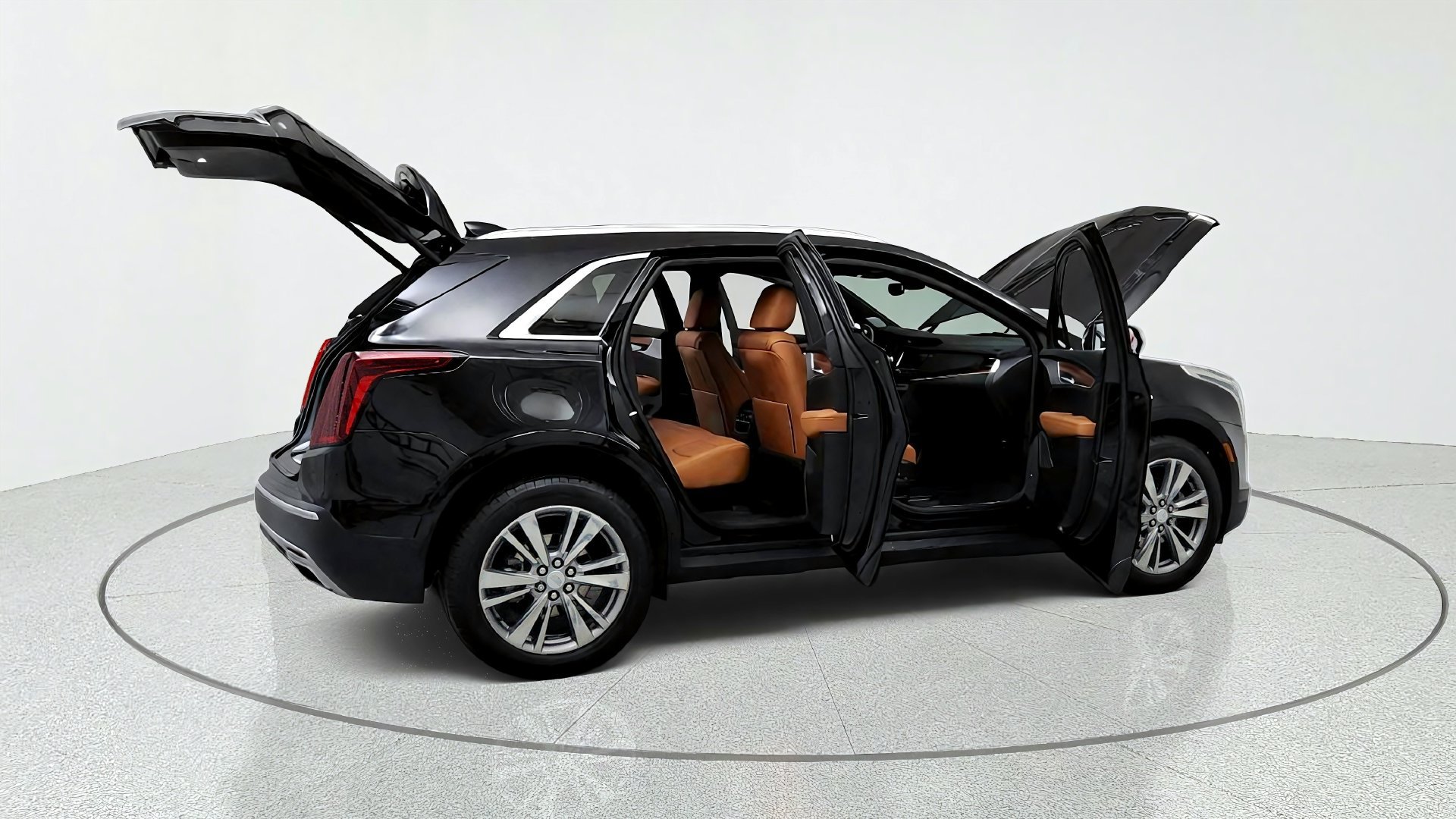 Used 2024 Cadillac XT5 Premium Luxury w/ LPO, Floor Liner Package FWD image 13