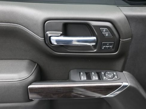 Used 2022 Chevrolet Silverado 1500 LTZ image 13