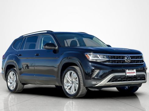 Used 2023 Volkswagen Atlas SE image 7