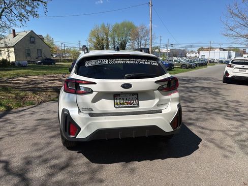 Used 2025 Subaru Crosstrek 2.5i Limited w/ Crosstrek Mirror Package image 4