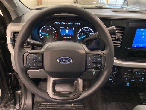 New 2026 Ford F350 XLT w/ Snow Plow/Camper Package image 38