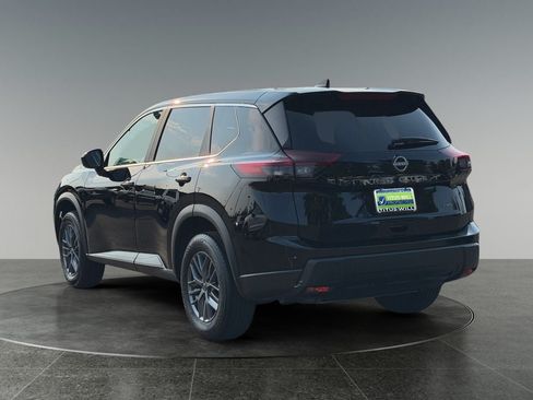Used 2026 Nissan Rogue SV AWD/4WD image 7