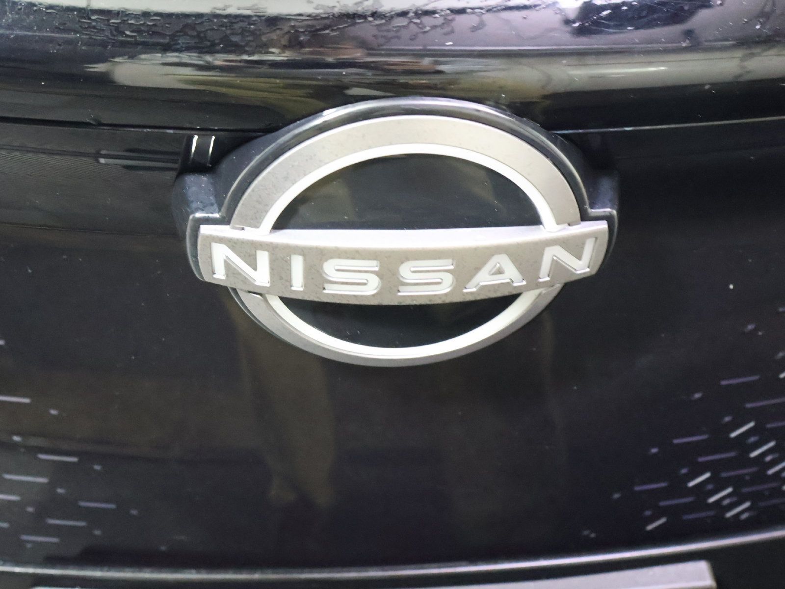Used 2023 Nissan Ariya AWD image 18