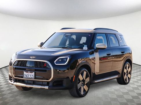 Used 2026 MINI Cooper Countryman S w/ Comfort Package Max AWD/4WD image 6
