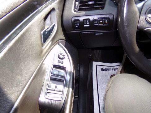 Used 2017 Chevrolet Impala LT w/ Leather Package image 48