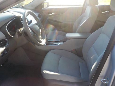 Used 2020 Chevrolet Malibu LS w/ Driver Confidence Package II image 16