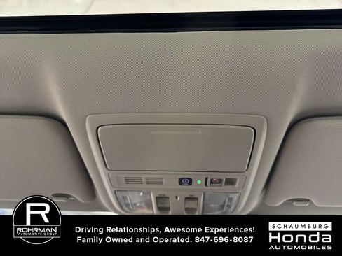 Used 2021 Honda Accord Touring image 11