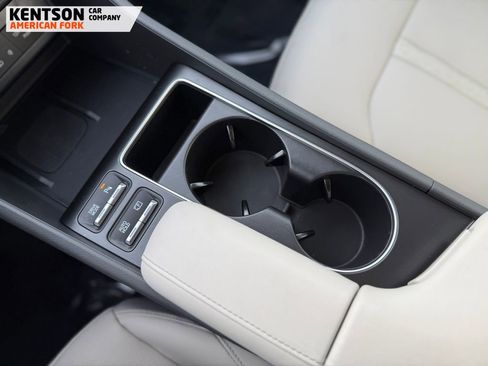 Used 2025 Hyundai Sonata Limited image 27