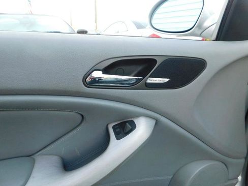 Used 2006 BMW M3 Convertible image 16