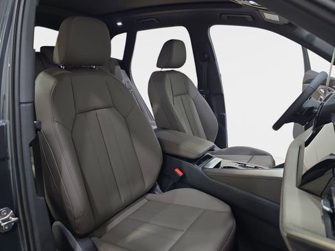 New 2026 Audi Q5 Premium Plus AWD/4WD image 10