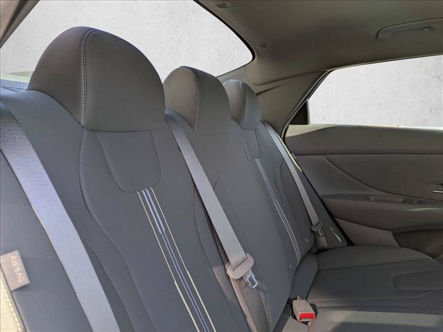 New 2025 Hyundai Elantra SEL w/ Cargo Package FWD image 19