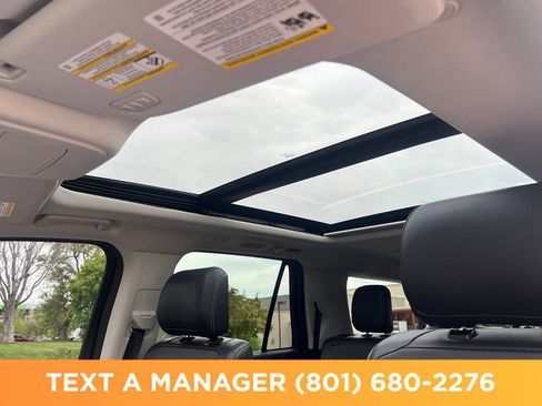 Used 2025 Ford Expedition Max Platinum AWD/4WD image 28