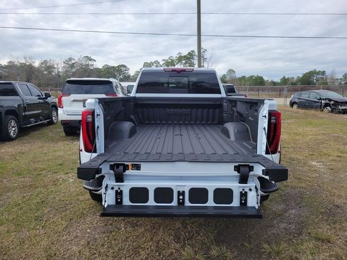 New 2026 GMC Sierra 3500 Denali w/ Denali Reserve Package image 7