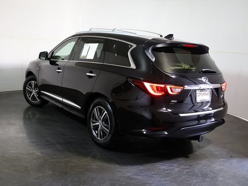 Used 2019 INFINITI QX60 Luxe w/ Essential Package AWD/4WD image 2