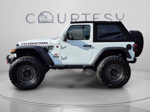 Used 2022 Jeep Wrangler Rubicon w/ LED Lighting Group AWD/4WD image 2