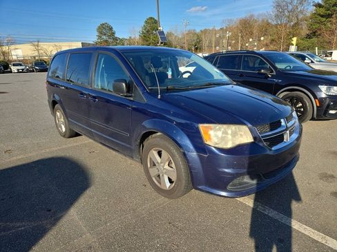 Used 2013 Dodge Grand Caravan American Value Package FWD image 5