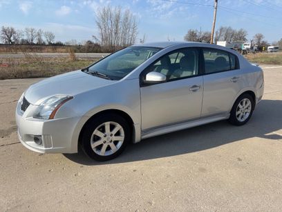 Used 2010 Nissan Sentra 2.0 SR w/ Convenience Pkg