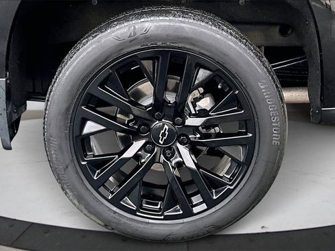 Used 2025 Chevrolet Silverado 1500 High Country w/ Midnight Edition image 36