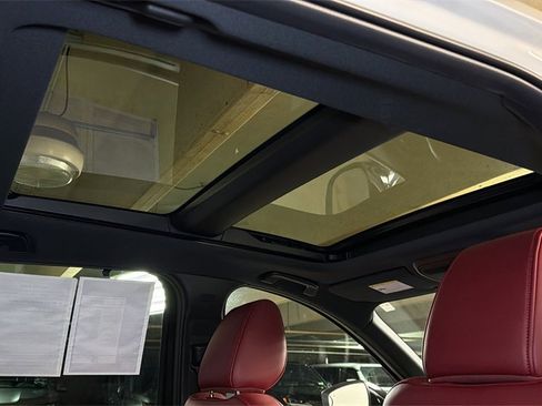 Used 2025 MAZDA CX-70 Plug-In Hybrid w/ Premium Plus image 14