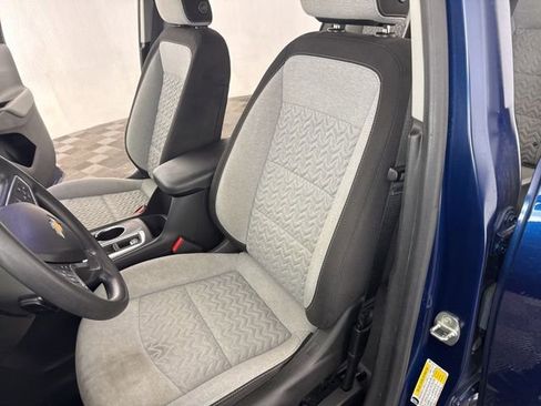Used 2022 Chevrolet Equinox LS image 23