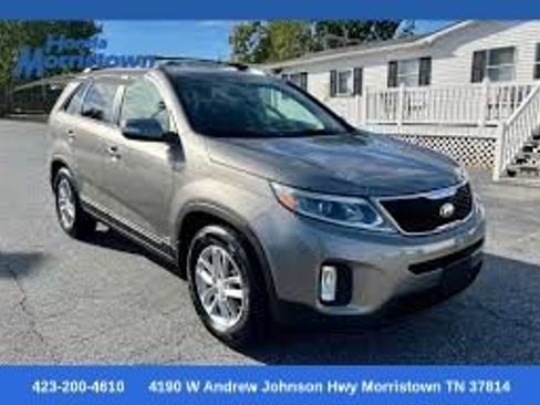 Used 2015 Kia Sorento LX FWD image 1