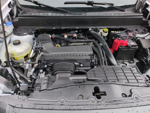 Used 2025 Ford Maverick Lariat AWD/4WD image 34