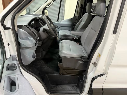 Used 2015 Ford Transit 250 148 Medium Roof w/ Exterior Upgrade Package image 34