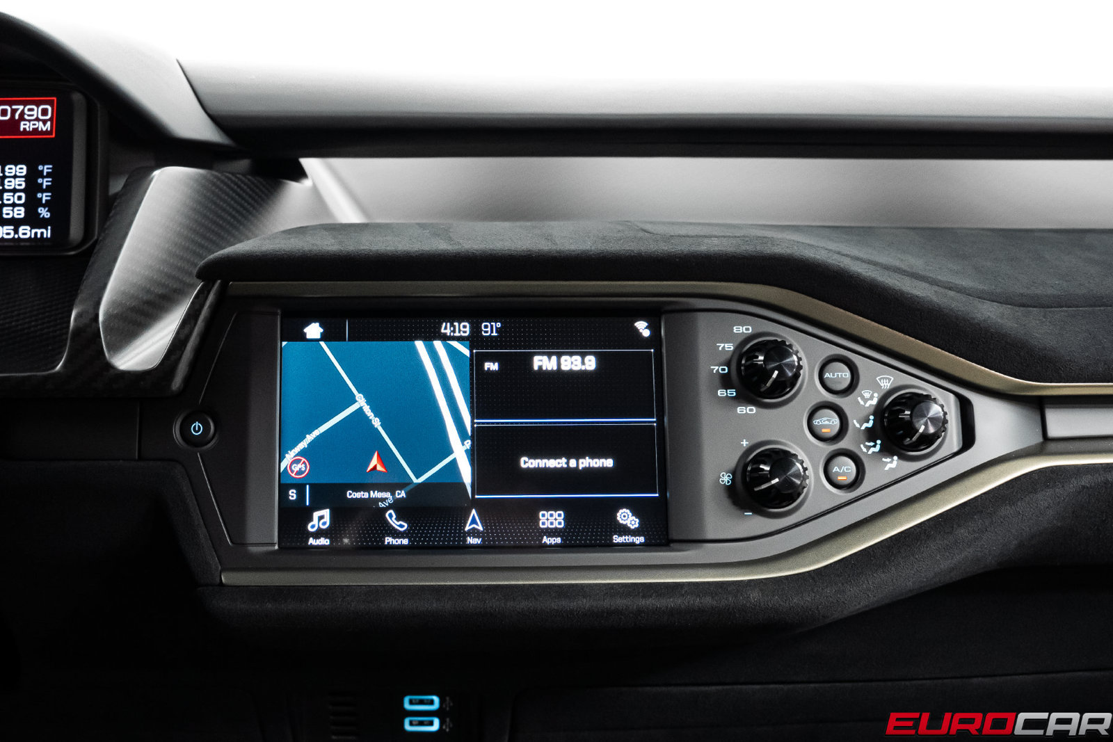 Used 2022 Ford GT Heritage Edition RWD image 46