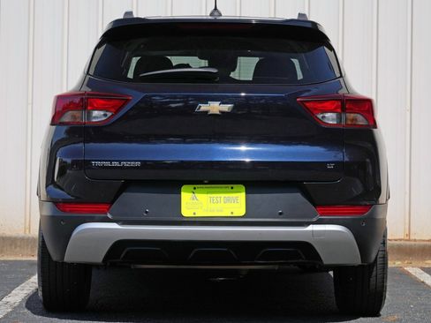 Used 2021 Chevrolet TrailBlazer LT FWD image 10