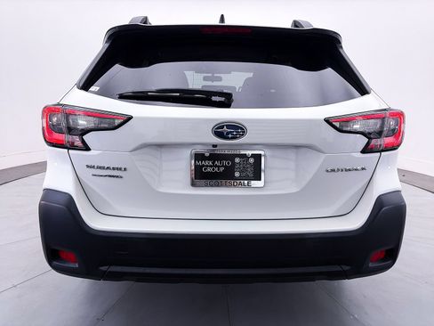Used 2023 Subaru Outback Premium AWD/4WD image 14
