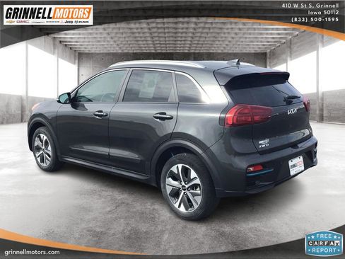 Used 2022 Kia Niro EX Premium w/ Cold Weather Package image 7