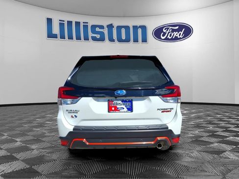 Used 2023 Subaru Forester Sport image 3