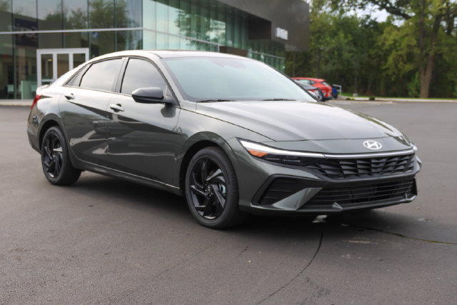 New 2026 Hyundai Elantra N Line FWD image 1